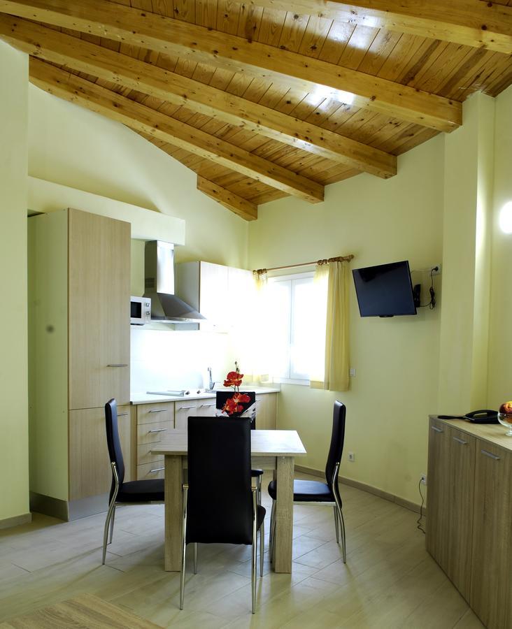 Apartamentos Giuliano Empuriabrava Eksteriør billede