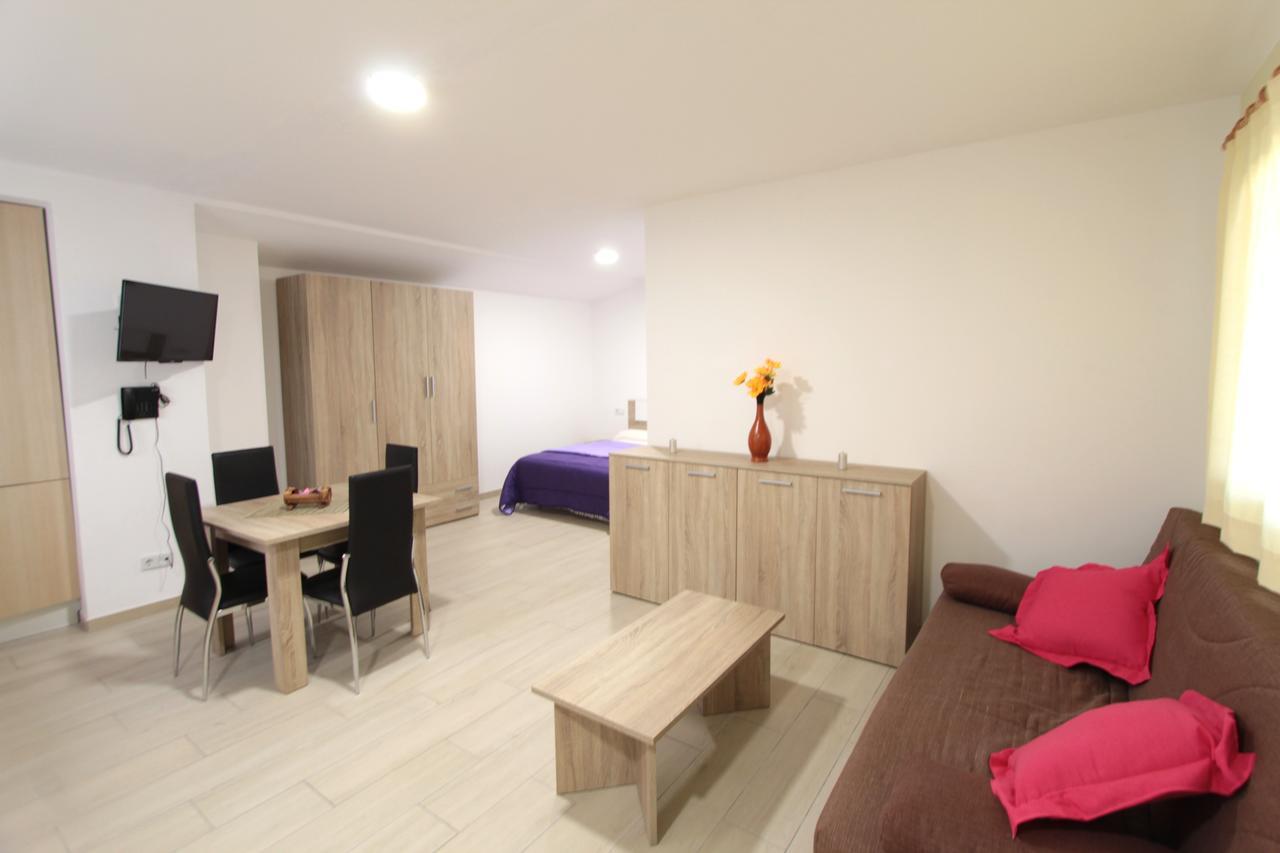 Apartamentos Giuliano Empuriabrava Eksteriør billede