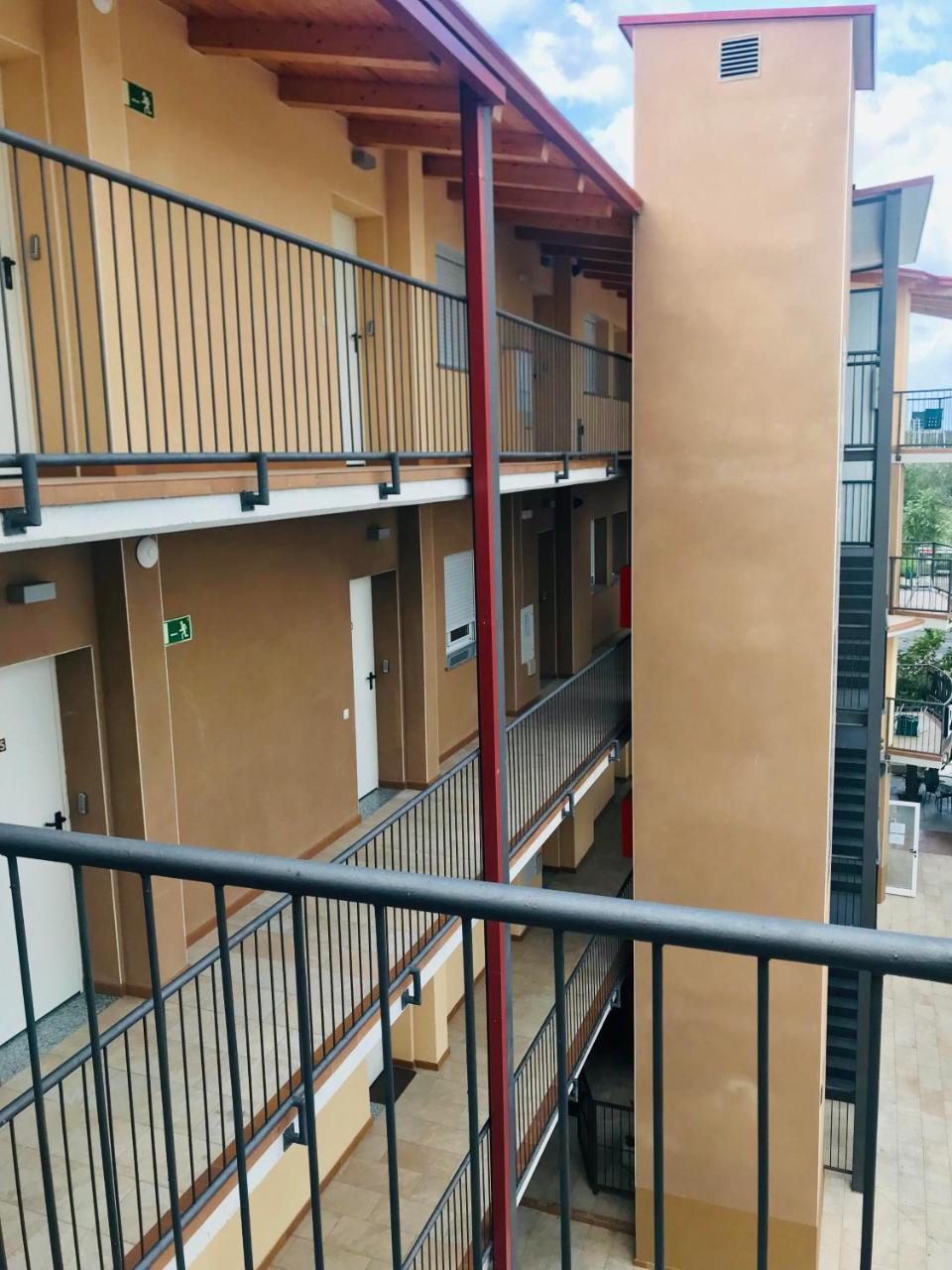 Apartamentos Giuliano Empuriabrava Eksteriør billede