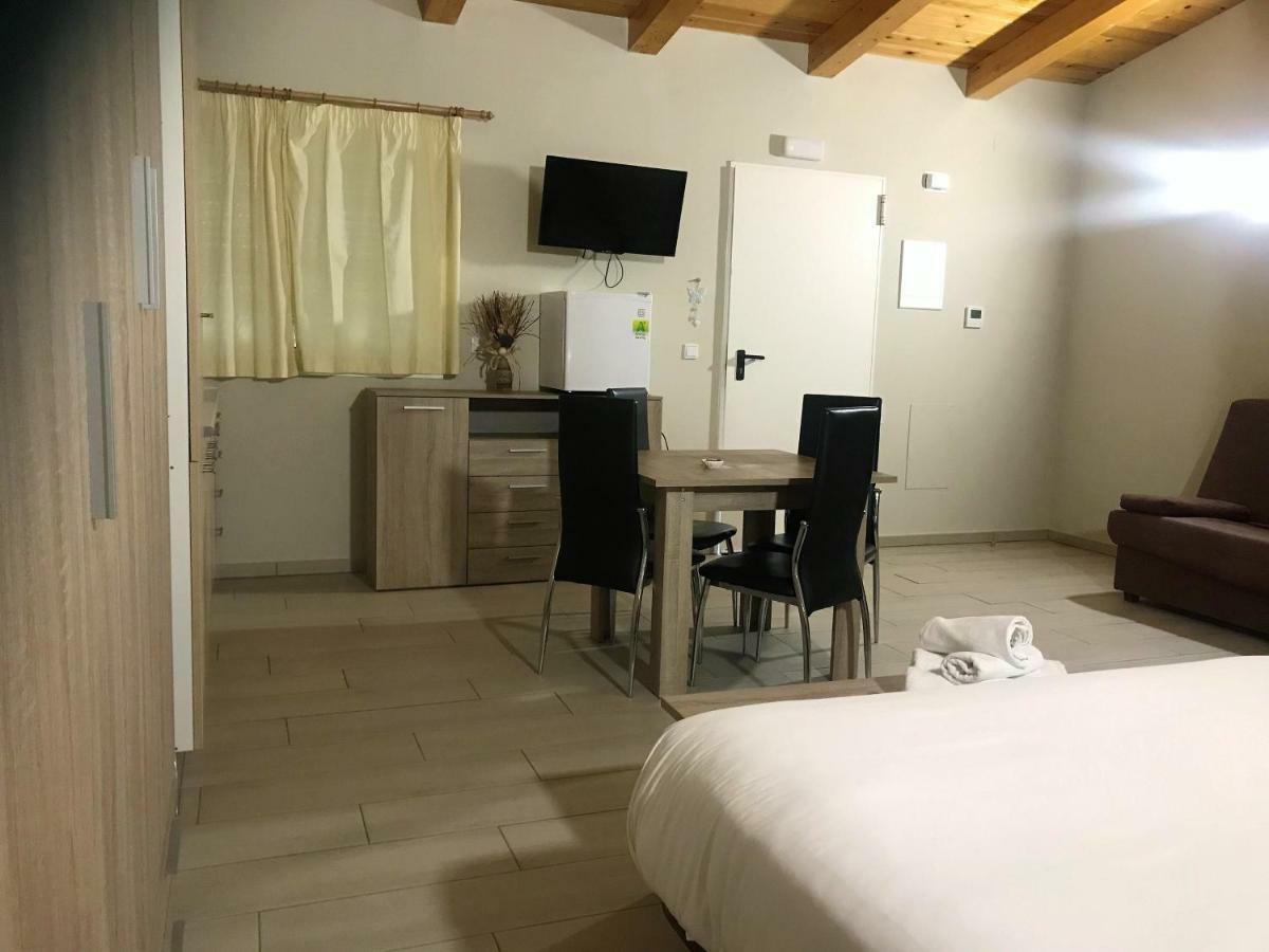 Apartamentos Giuliano Empuriabrava Eksteriør billede