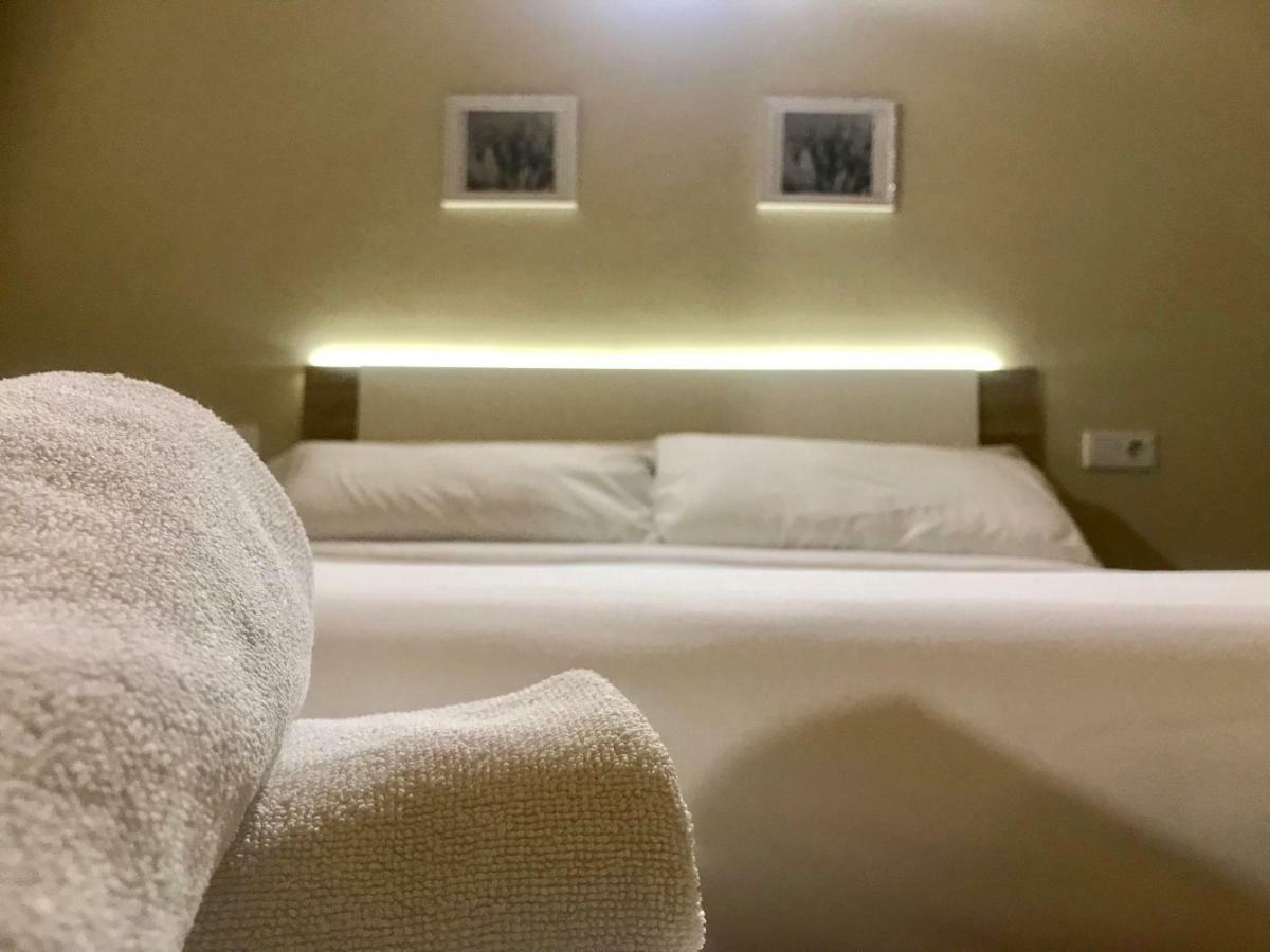 Apartamentos Giuliano Empuriabrava Eksteriør billede
