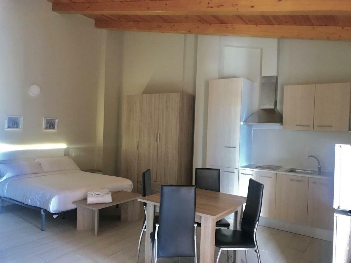 Apartamentos Giuliano Empuriabrava Eksteriør billede